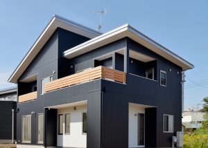 土浦市ガルバリウム外壁の家