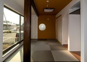 水戸市見川町大きなバルコニーのデザイン住宅6